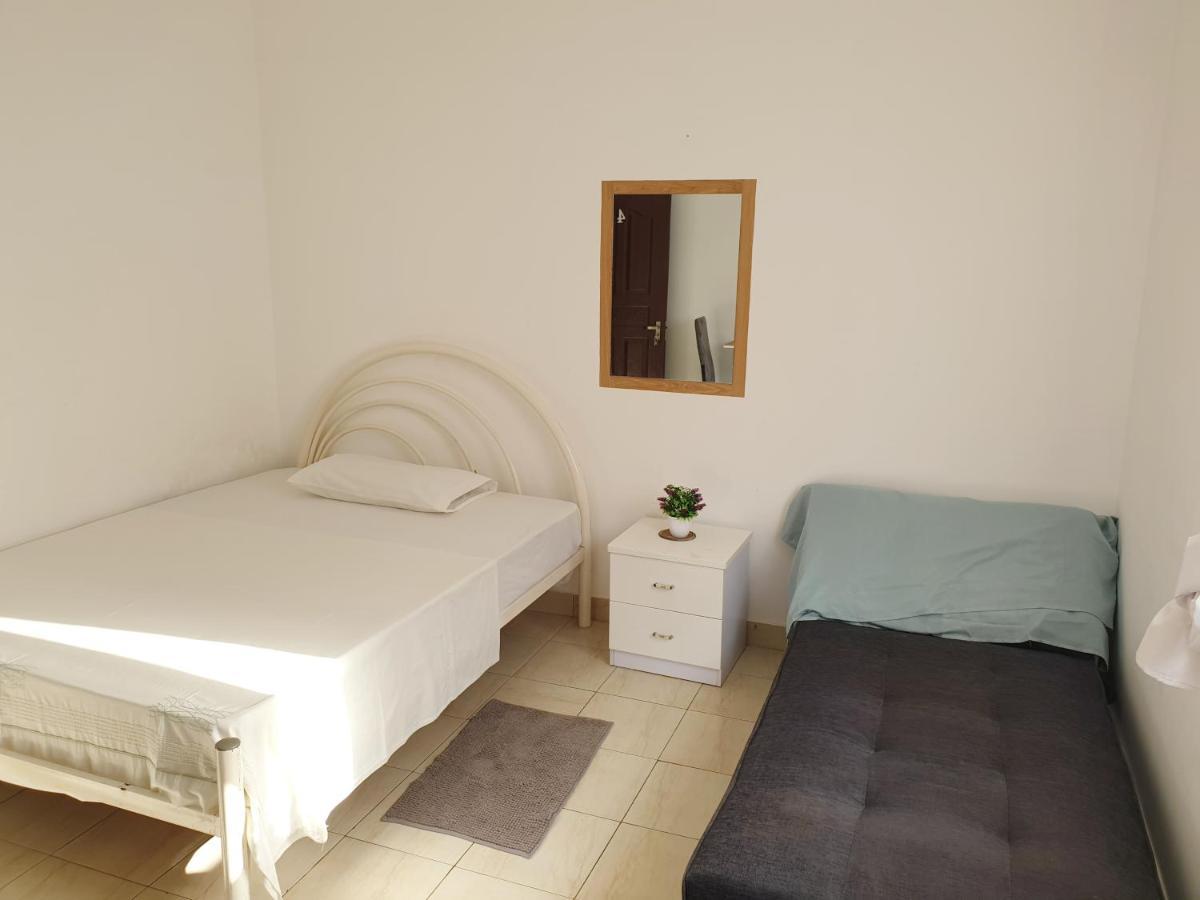 Guest House Mangui Baxu Rooms & Apartment Tarrafal  Exterior photo