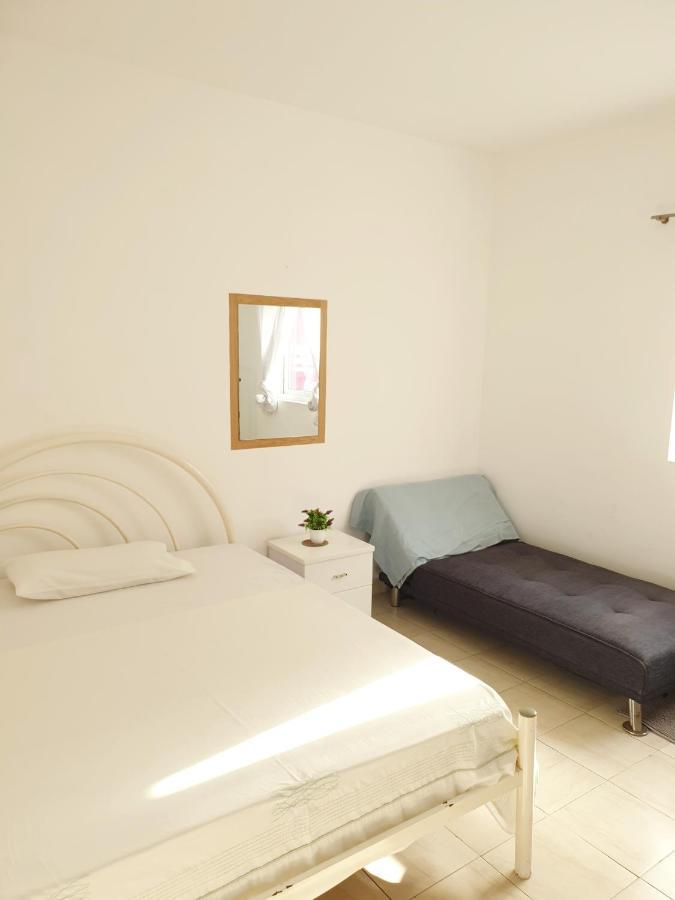 Guest House Mangui Baxu Rooms & Apartment Tarrafal  Exterior photo